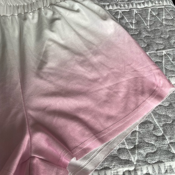 Shorts size large - Picture 3 of 10